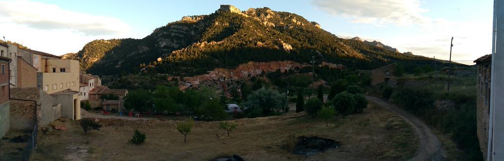 Ca La Jepa Hostel Prat de Comte ภายนอก รูปภาพ